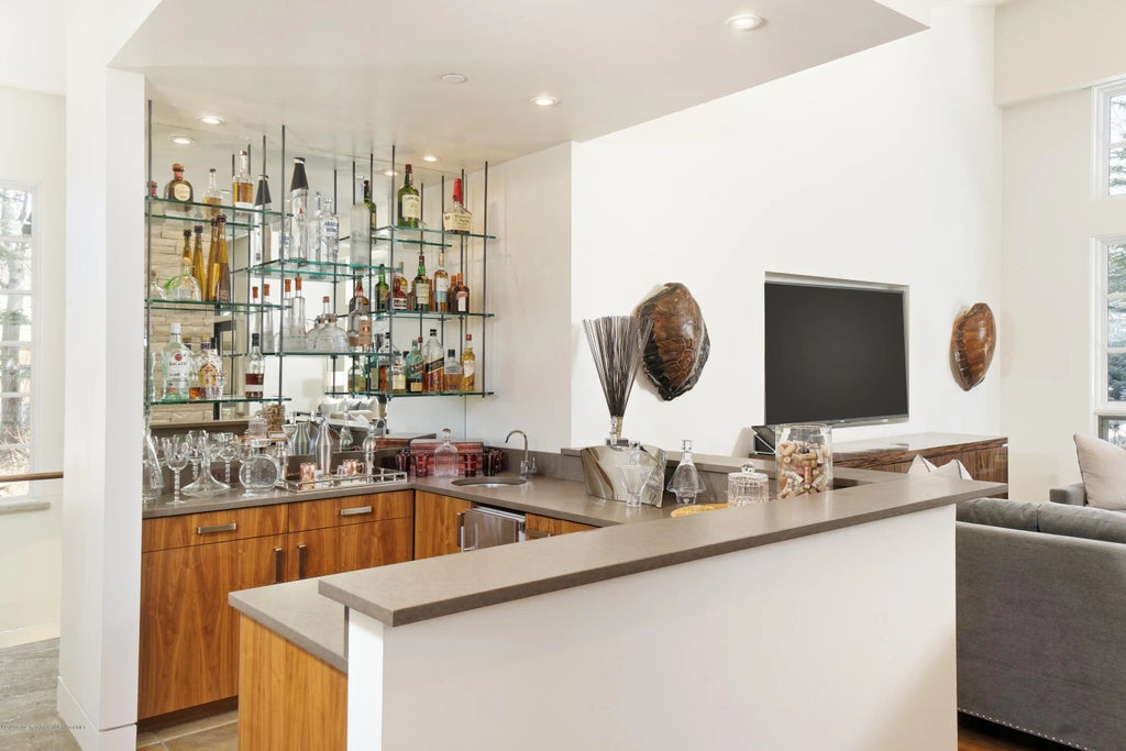 10 of 41 - 59 Maroon Drive, Aspen, CO