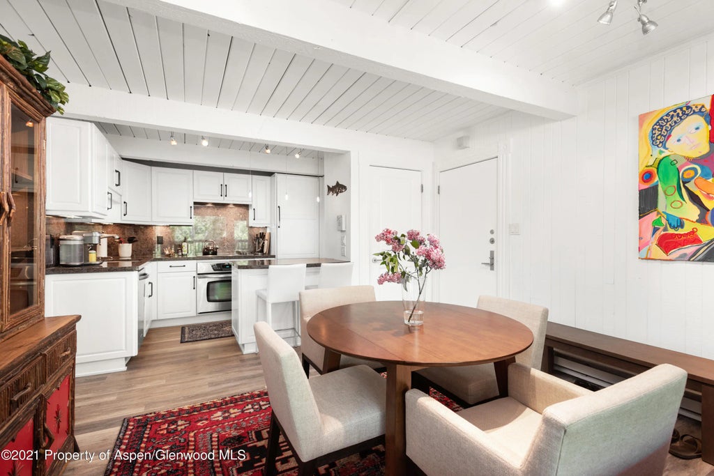 2 of 14 - 916 E Hopkins Avenue 204, Aspen, CO