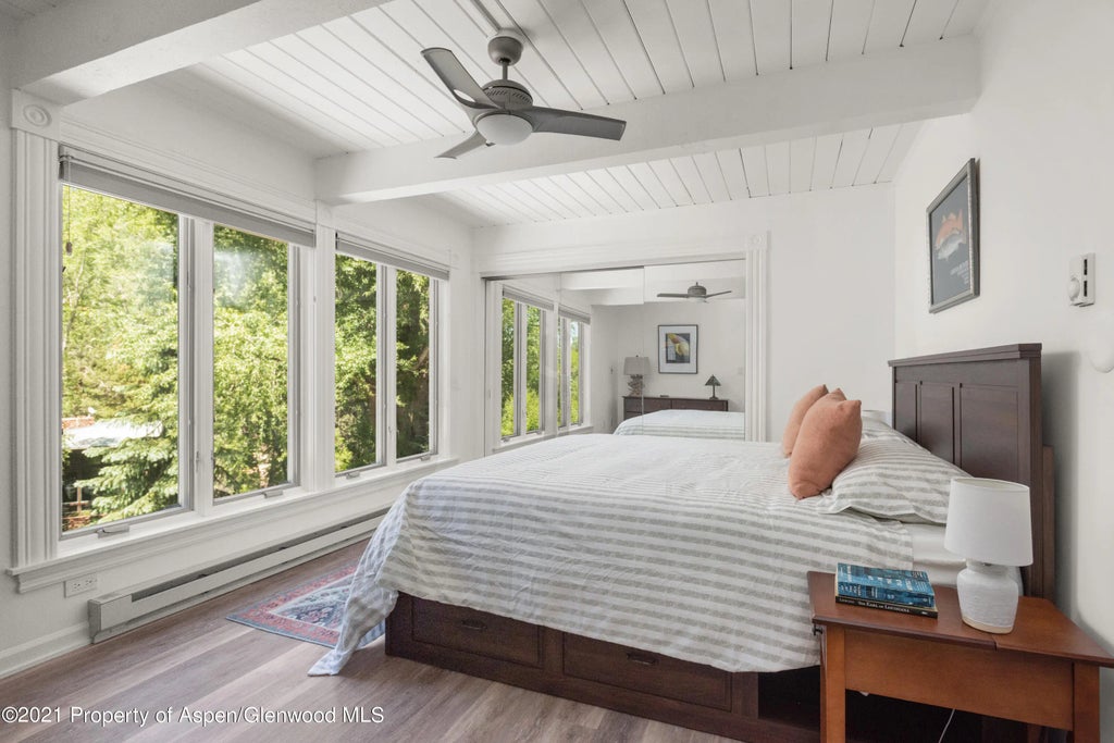 5 of 14 - 916 E Hopkins Avenue 204, Aspen, CO