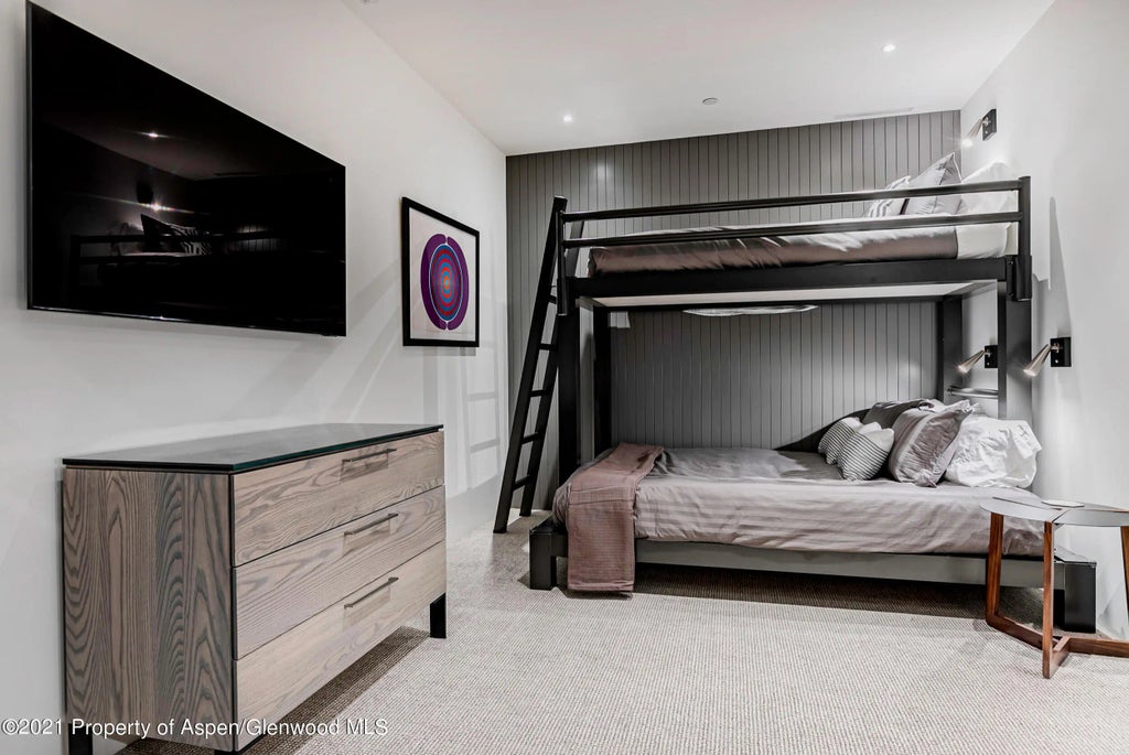 12 of 21 - 210 S 1st Street, Aspen, CO