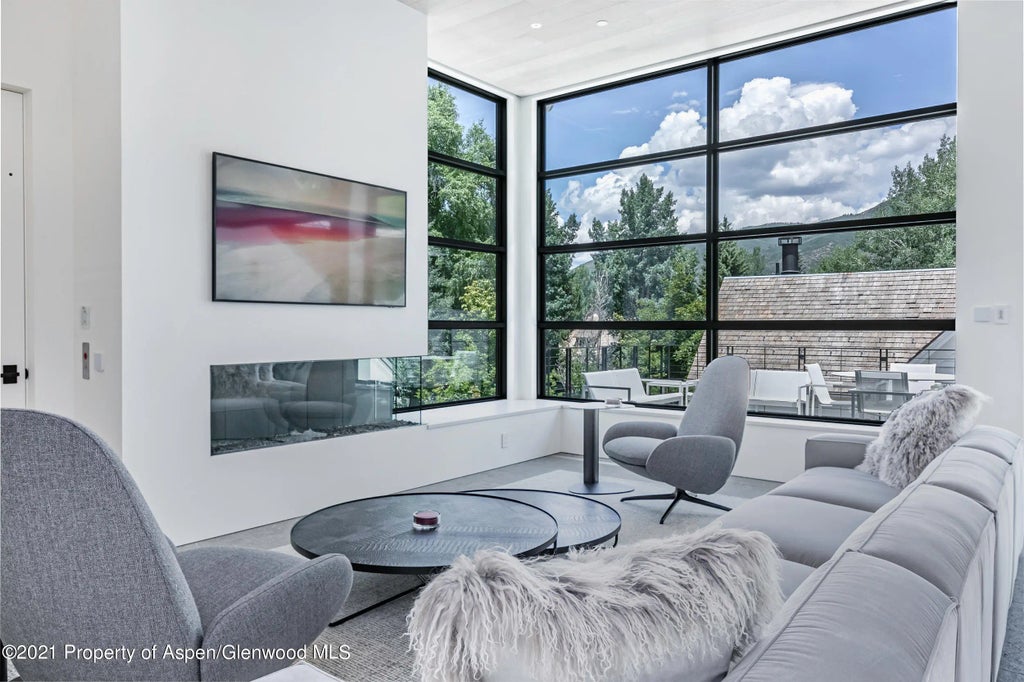 5 of 21 - 210 S 1st Street, Aspen, CO