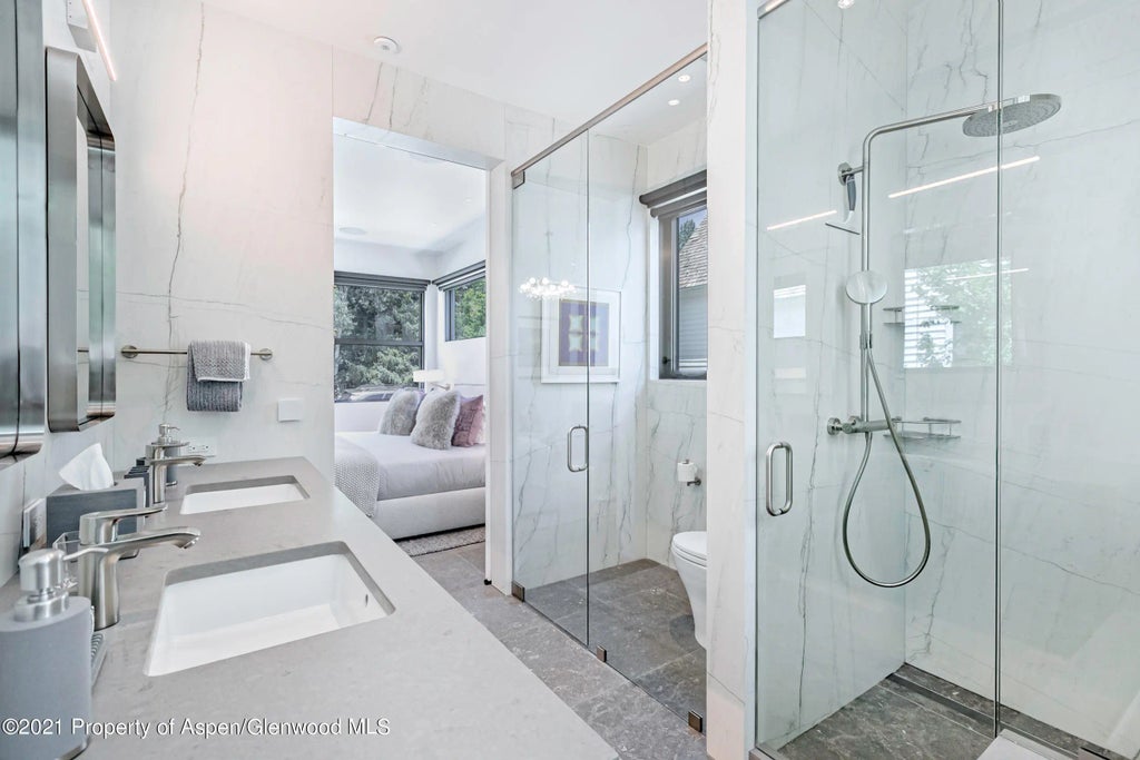 9 of 21 - 210 S 1st Street, Aspen, CO
