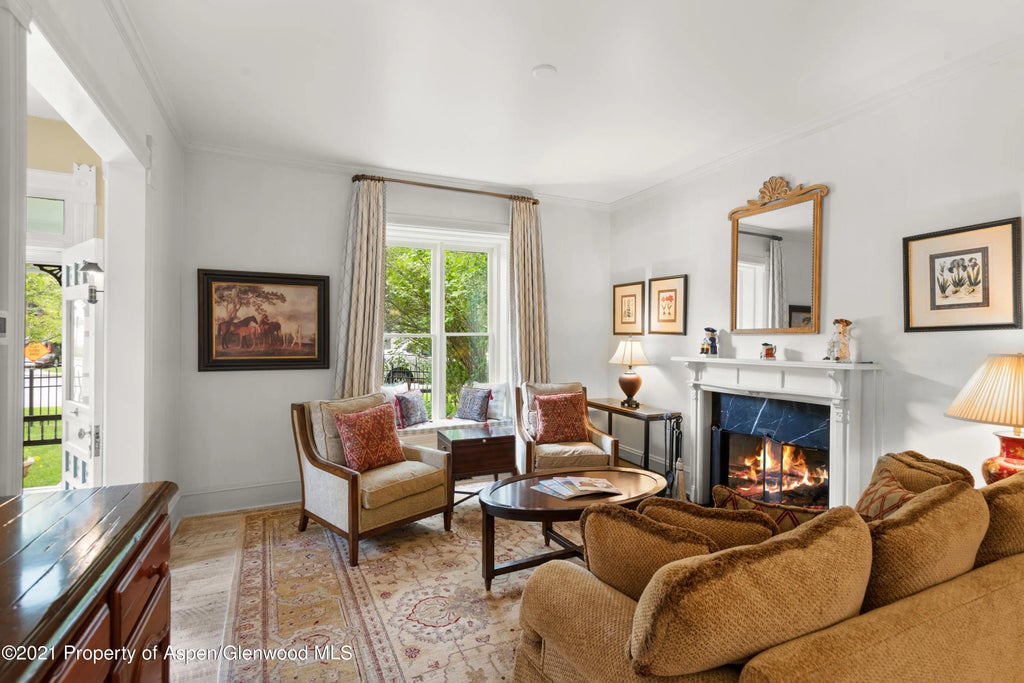 9 of 33 - 200 W Hopkins Avenue, Aspen, CO