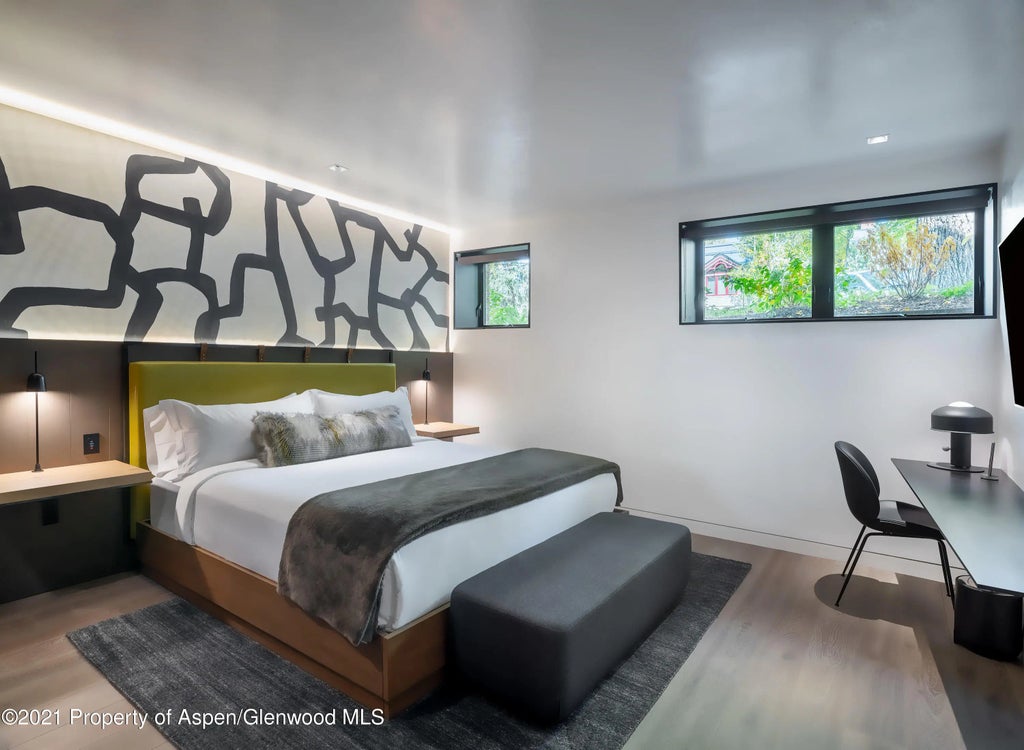 45 of 46 - 200 S Aspen Street, Aspen, CO