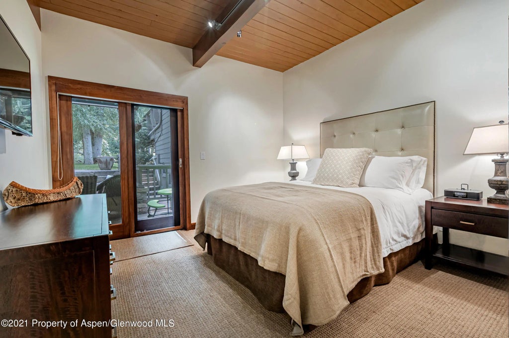 11 of 20 - 851 Ute Avenue Unit A, Aspen, CO