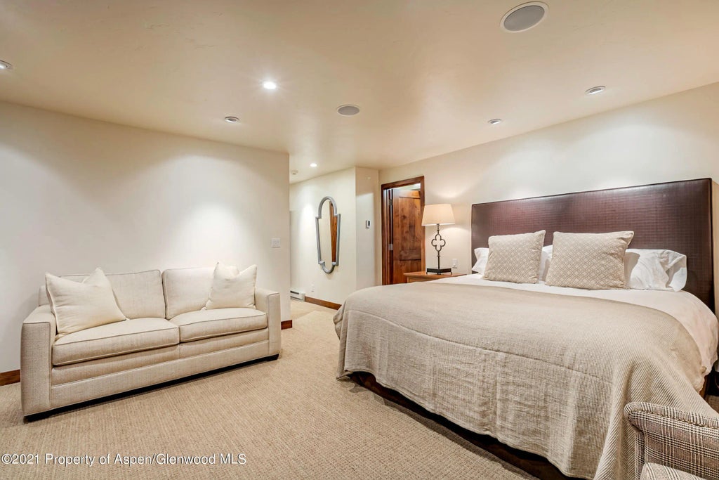14 of 20 - 851 Ute Avenue Unit A, Aspen, CO