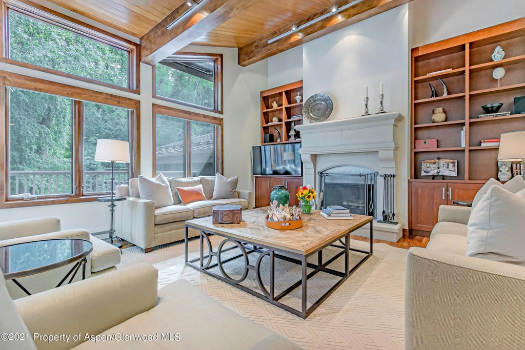 2 of 20 - 851 Ute Avenue Unit A, Aspen, CO