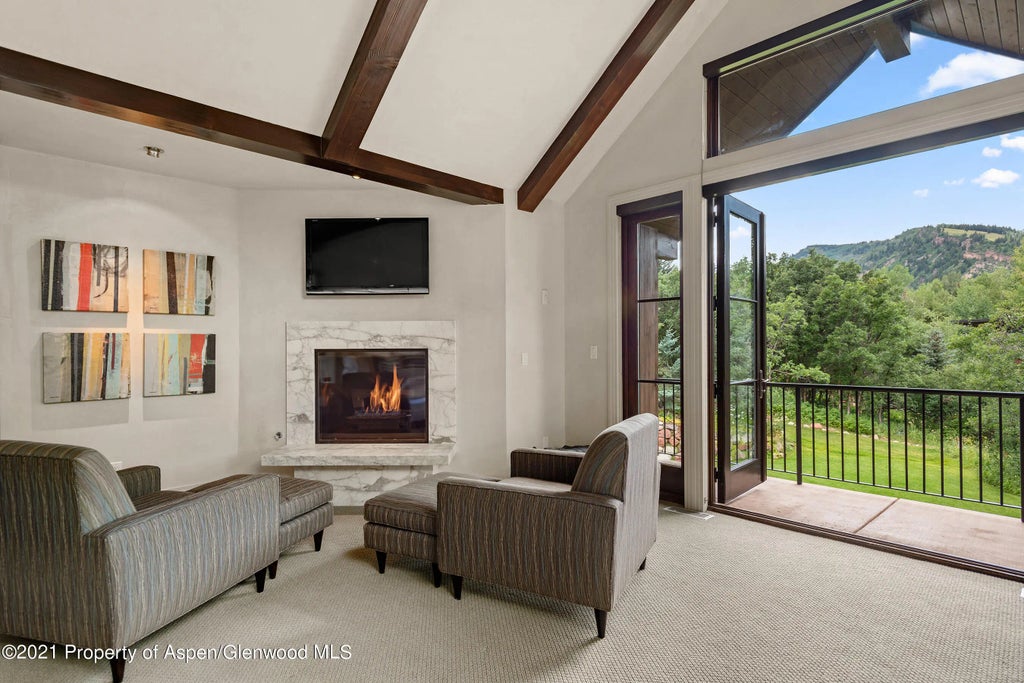 11 of 40 - 561 Meadowood Drive, Aspen, CO