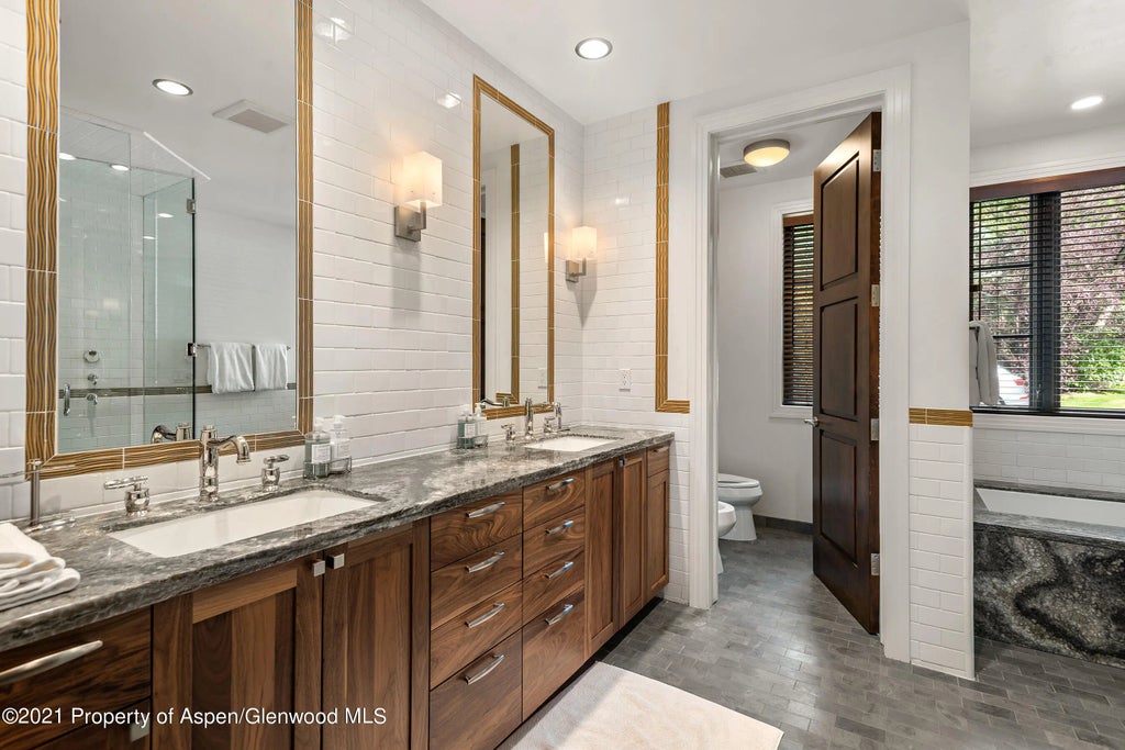 12 of 40 - 561 Meadowood Drive, Aspen, CO