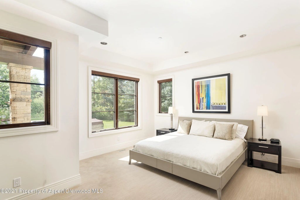 18 of 40 - 561 Meadowood Drive, Aspen, CO