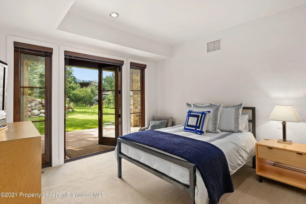 20 of 40 - 561 Meadowood Drive, Aspen, CO