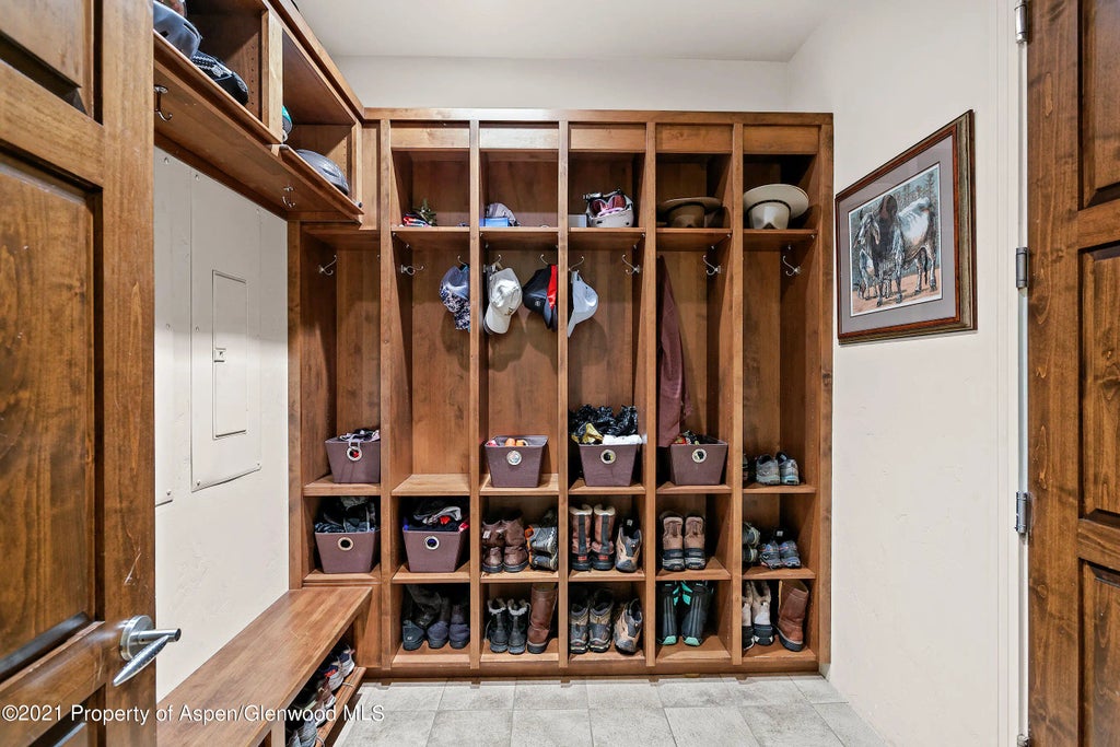 33 of 40 - 561 Meadowood Drive, Aspen, CO