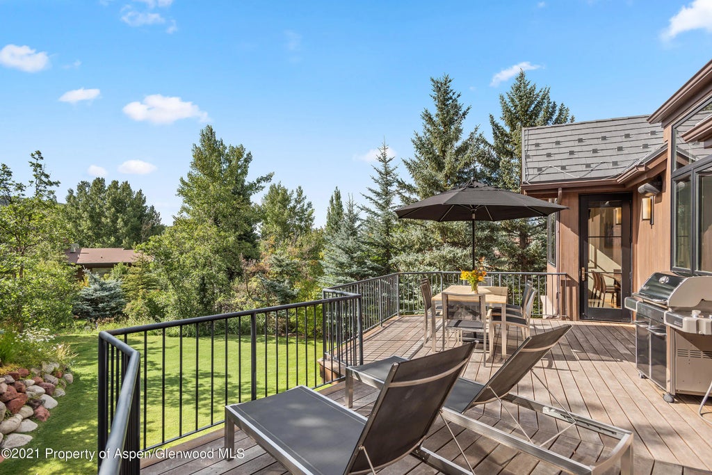 38 of 40 - 561 Meadowood Drive, Aspen, CO