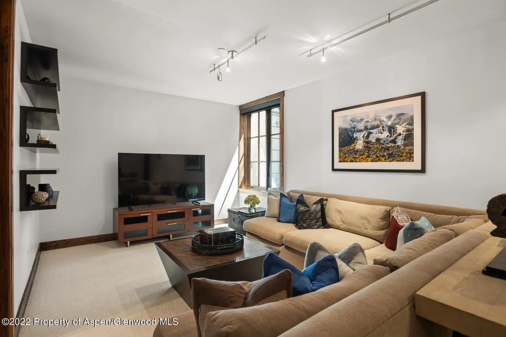 15 of 18 - 1350 Sierra Vista Drive, Aspen, CO