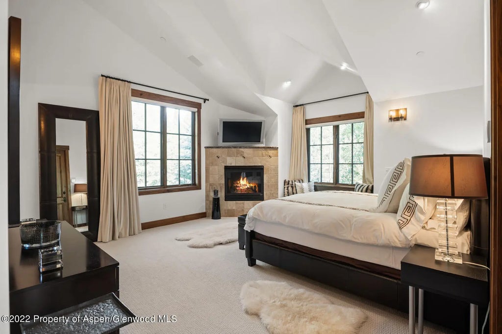 8 of 18 - 1350 Sierra Vista Drive, Aspen, CO