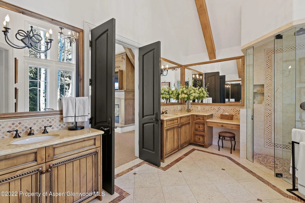 10 of 27 - 857 Bonita Drive, Aspen, CO