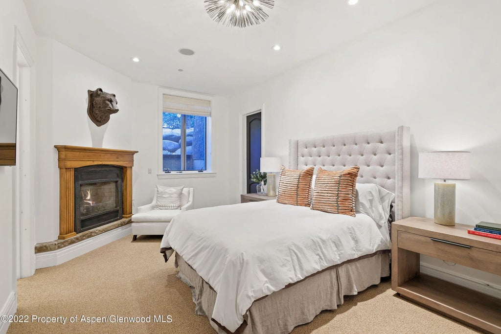 15 of 27 - 857 Bonita Drive, Aspen, CO