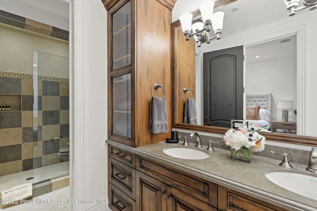 17 of 27 - 857 Bonita Drive, Aspen, CO