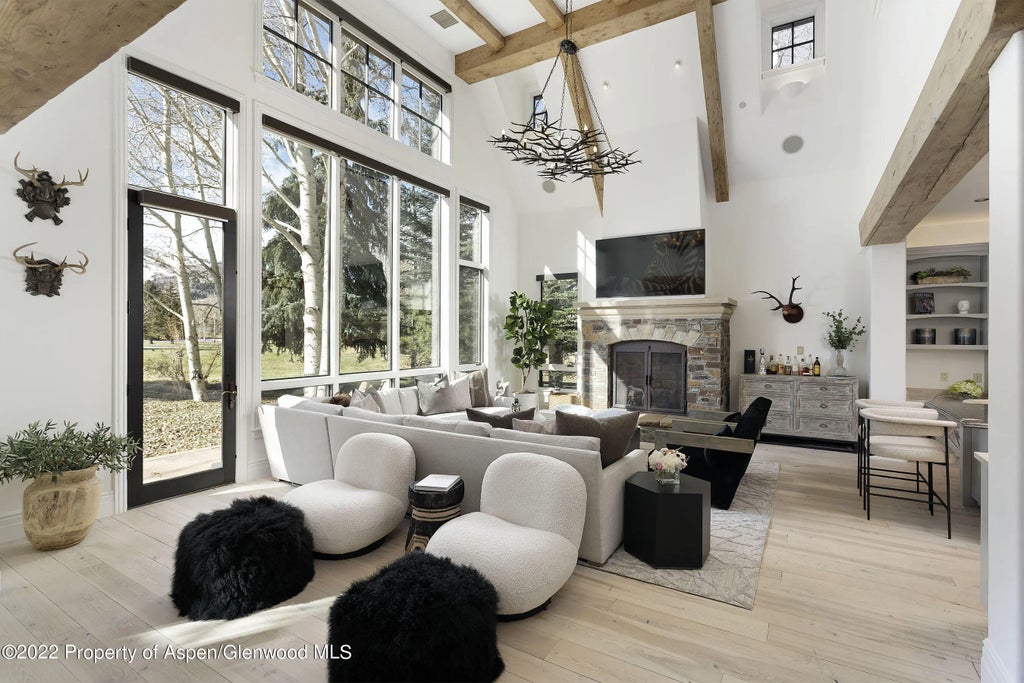 5 of 27 - 857 Bonita Drive, Aspen, CO