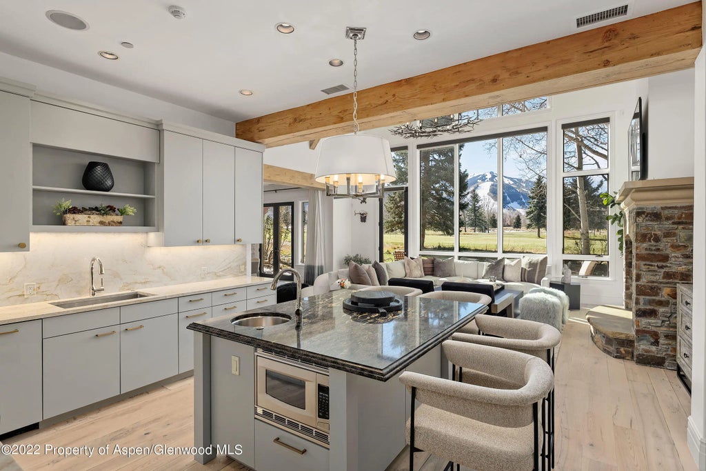 8 of 27 - 857 Bonita Drive, Aspen, CO