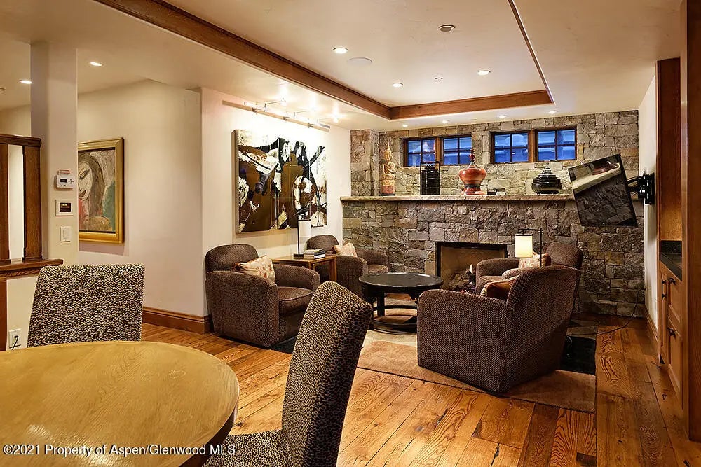 15 of 33 - 330 W Bleeker Street, Aspen, CO