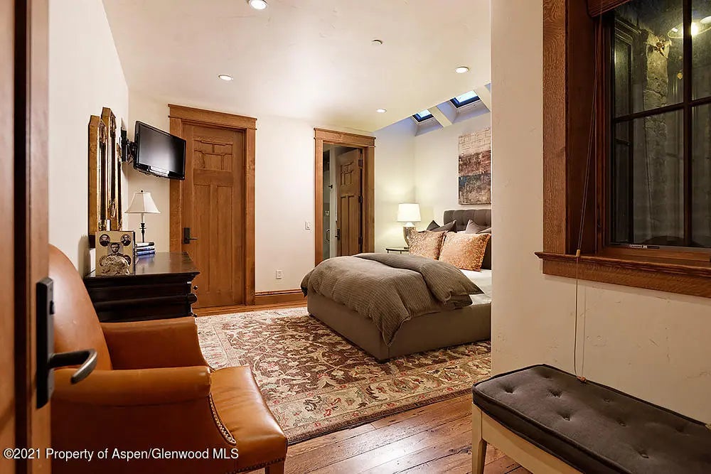 21 of 33 - 330 W Bleeker Street, Aspen, CO