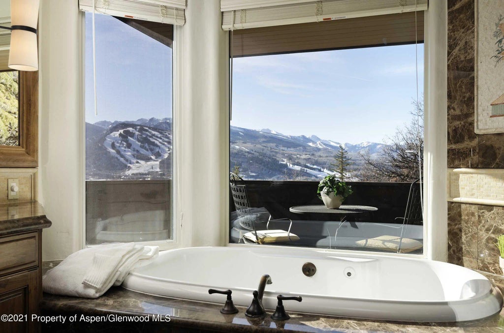 25 of 37 - 476 Wrights Road, Aspen, CO