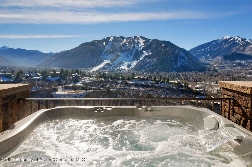 27 of 37 - 476 Wrights Road, Aspen, CO