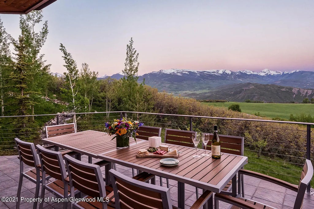 1 of 26 - 572 N Starwood Road, Aspen, CO