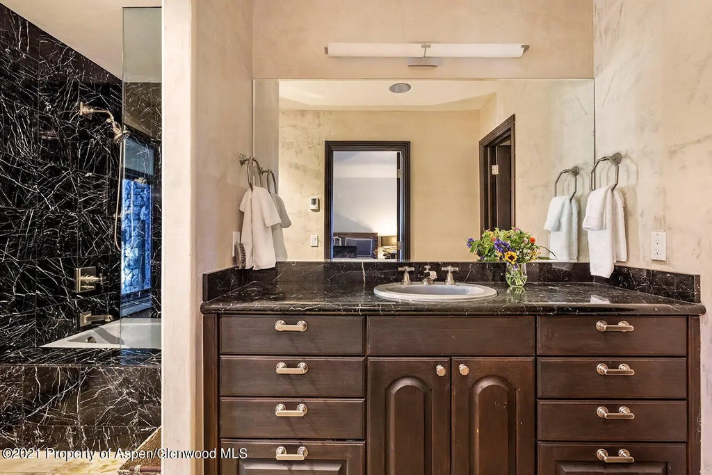 17 of 26 - 572 N Starwood Road, Aspen, CO