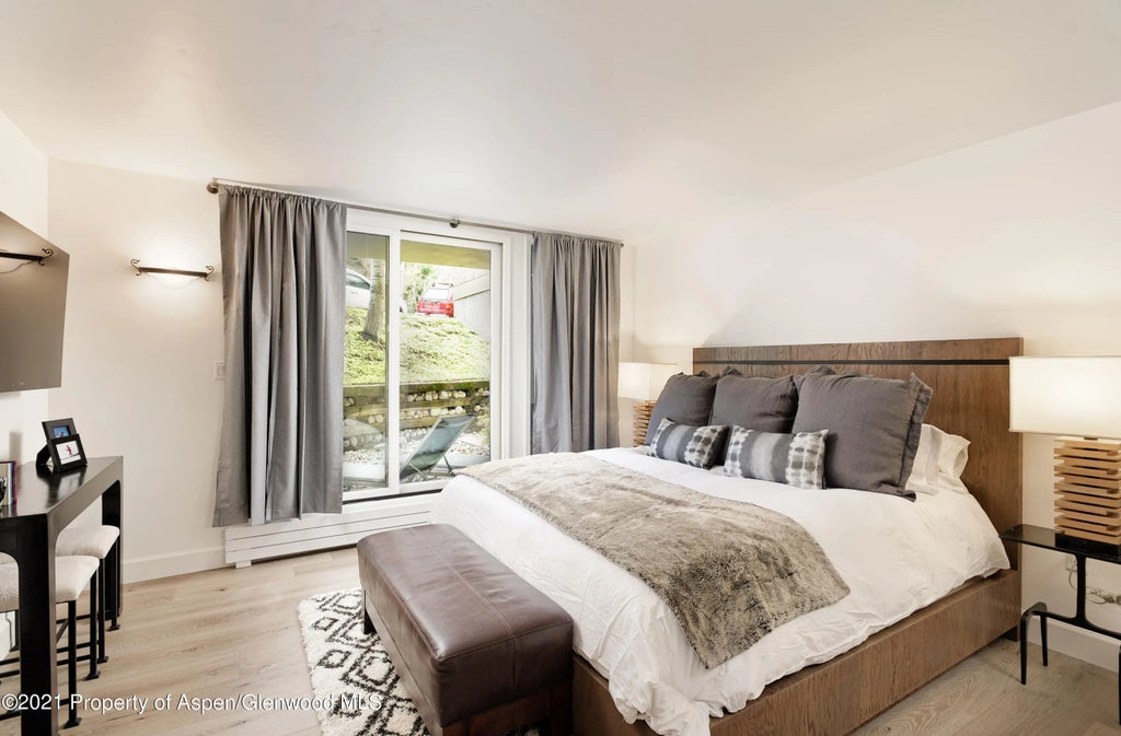 16 of 24 - 800 E Hopkins Avenue A4, Aspen, CO