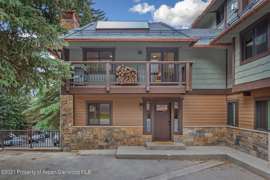 22 of 28 - 650 S Monarch Street 6, Aspen, CO