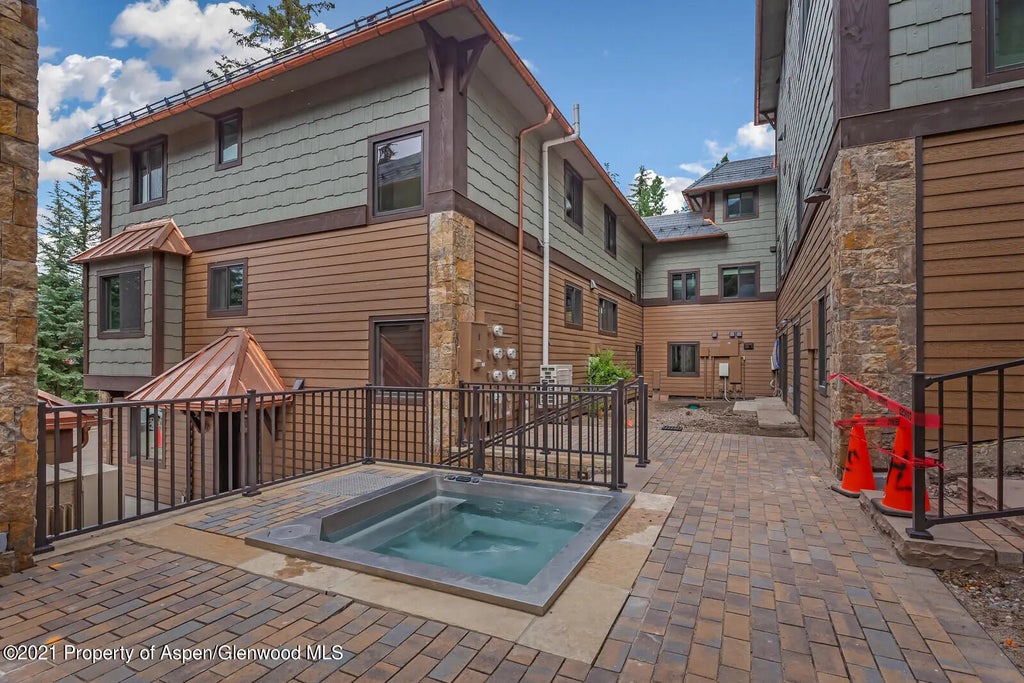 26 of 28 - 650 S Monarch Street 6, Aspen, CO