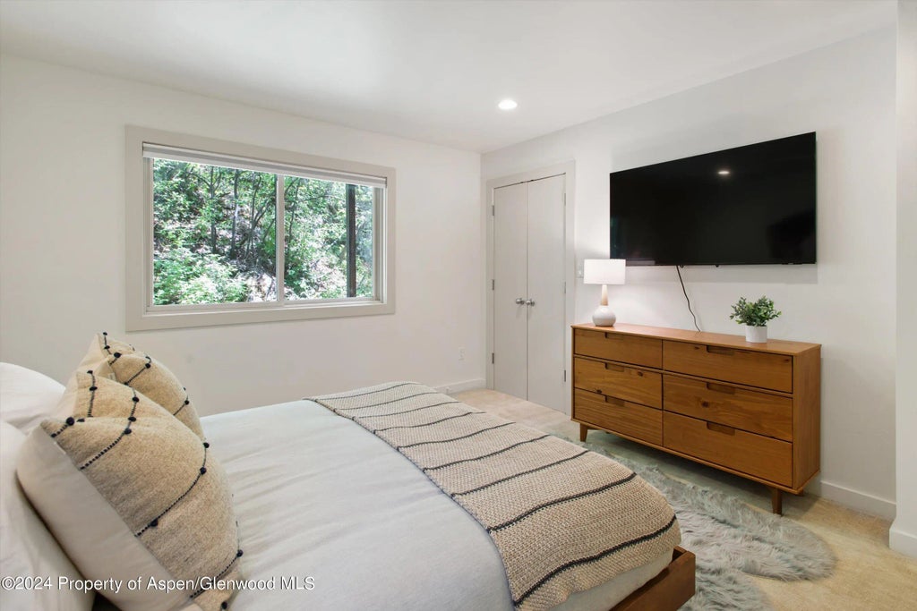 13 of 22 - 314 Mountain Laurel Drive, Aspen, CO
