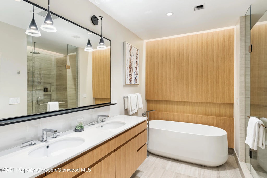 4 of 15 - 77 Wood Road 606, Snowmass Village, CO