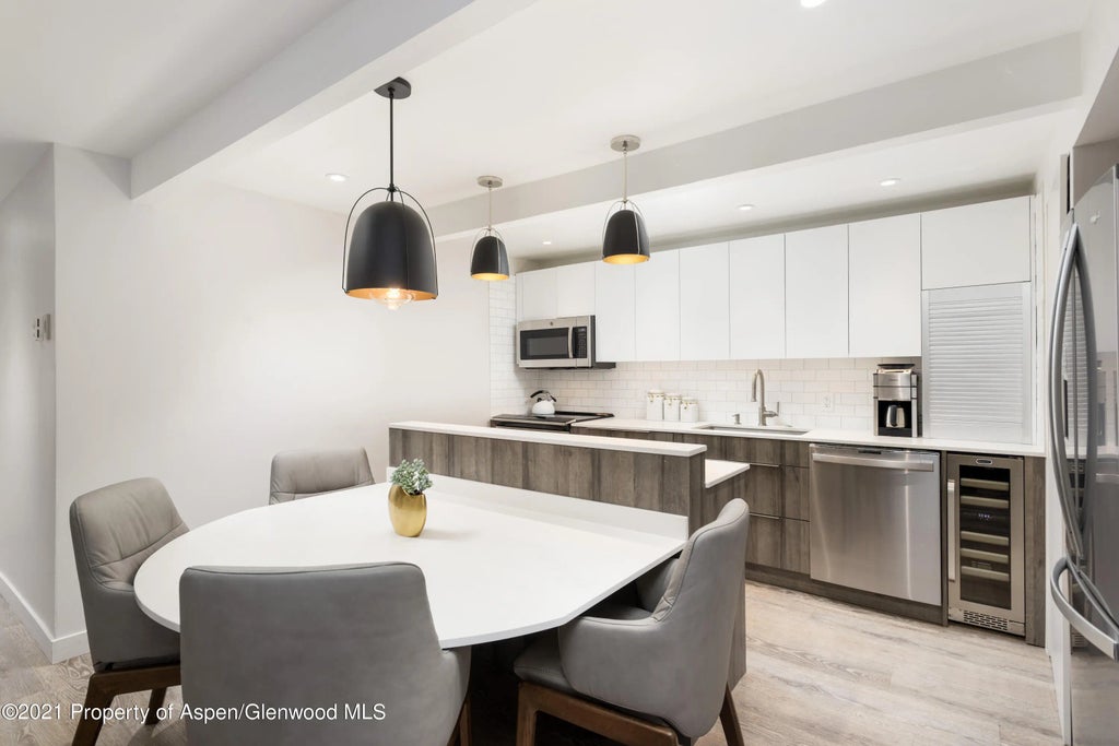 7 of 13 - 630 E Cooper Avenue 2, Aspen, CO