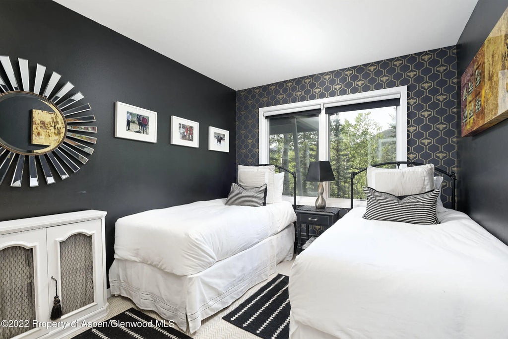 14 of 22 - 122 Eastwood Drive, Aspen, CO