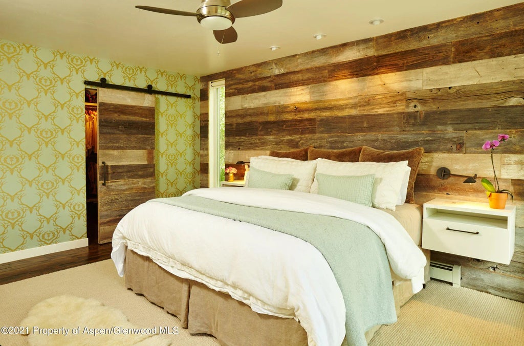 8 of 22 - 122 Eastwood Drive, Aspen, CO