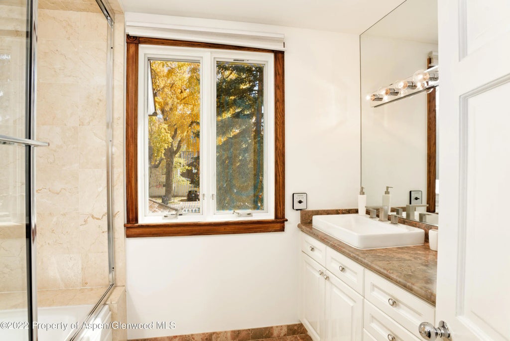 20 of 25 - 401 W Bleeker Street, Aspen, CO