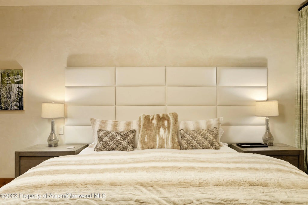 18 of 44 - 428 E Hyman Avenue A, Aspen, CO