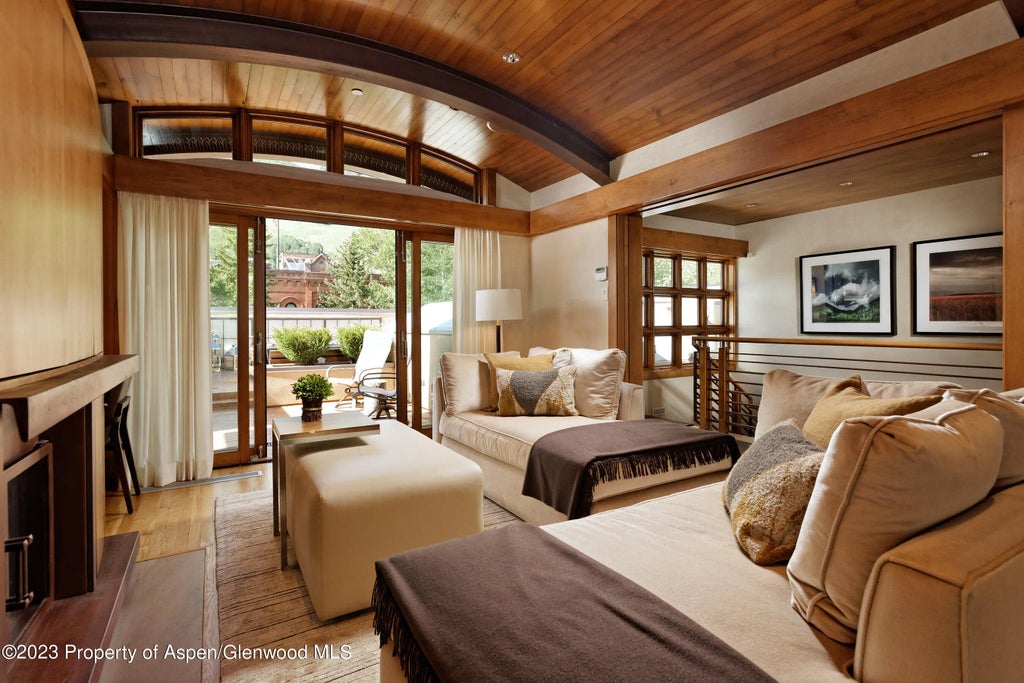 7 of 44 - 428 E Hyman Avenue A, Aspen, CO