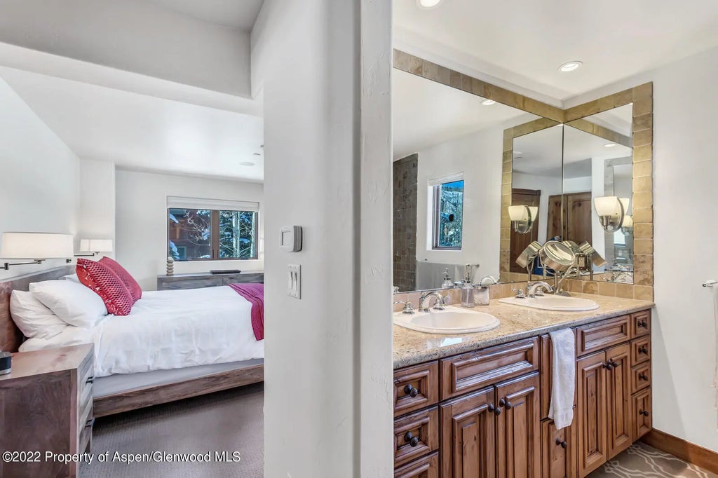 11 of 14 - 104 W Cooper Avenue 3, Aspen, CO