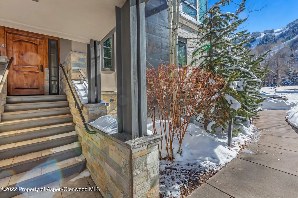2 of 14 - 104 W Cooper Avenue 3, Aspen, CO