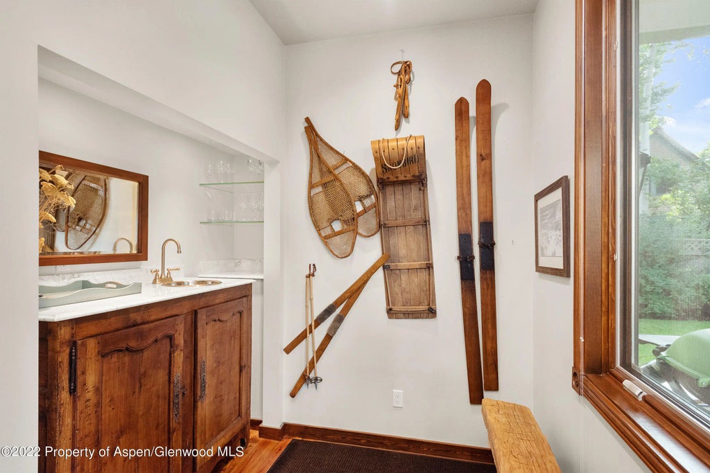 24 of 25 - 123 E Hallam Street, Aspen, CO