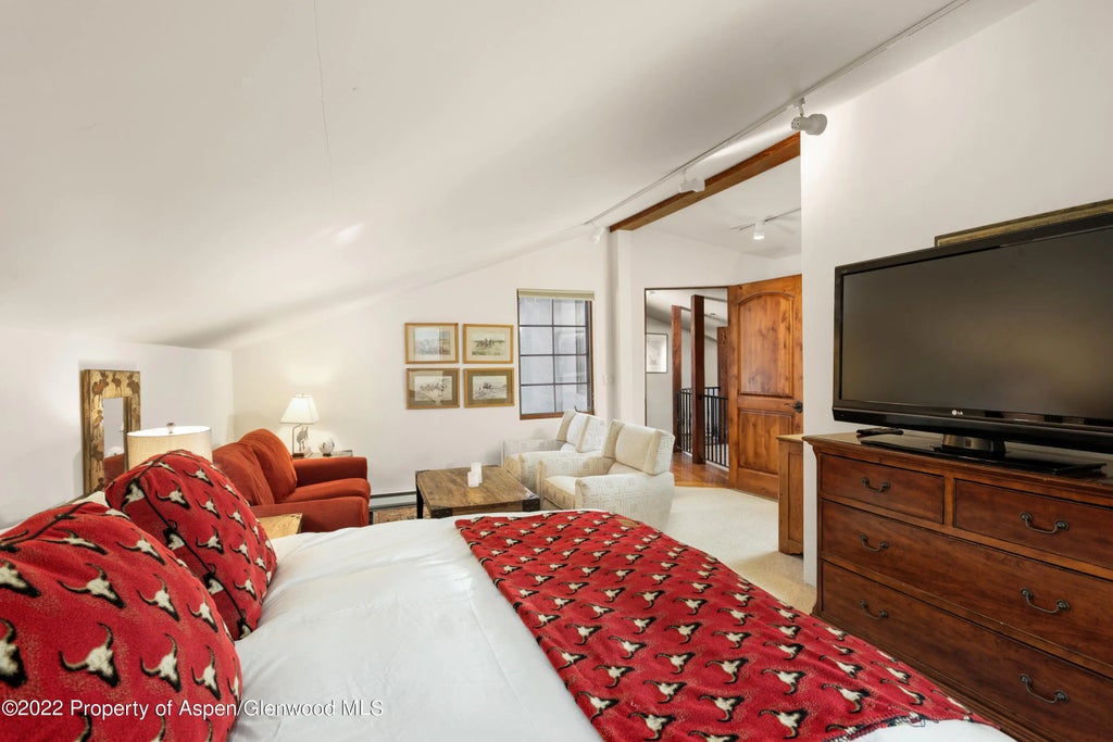 16 of 34 - 1960 Juniper Hill Road, Aspen, CO