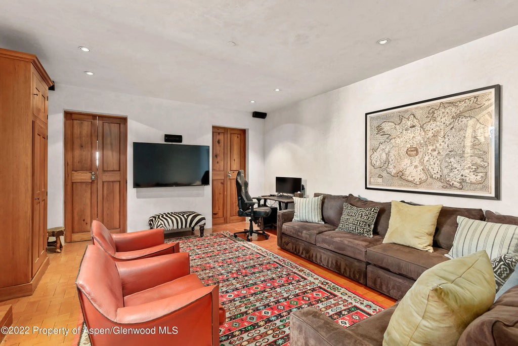 27 of 44 - 701 Meadowood Drive, Aspen, CO