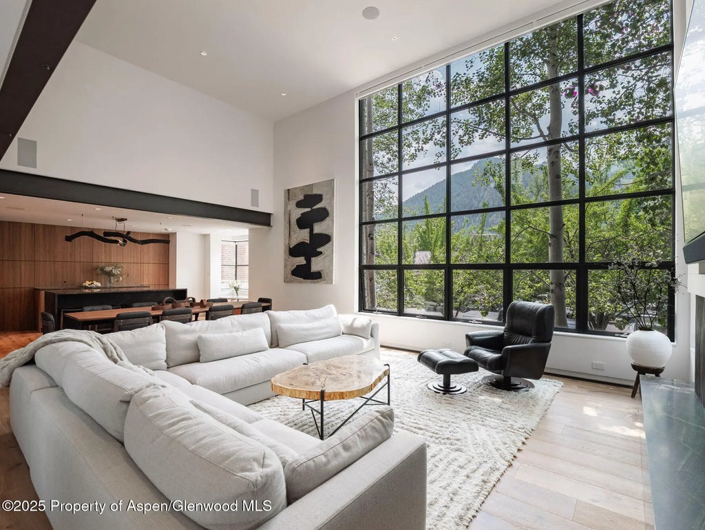 6 of 24 - 624 E Hopkins Avenue, Aspen, CO
