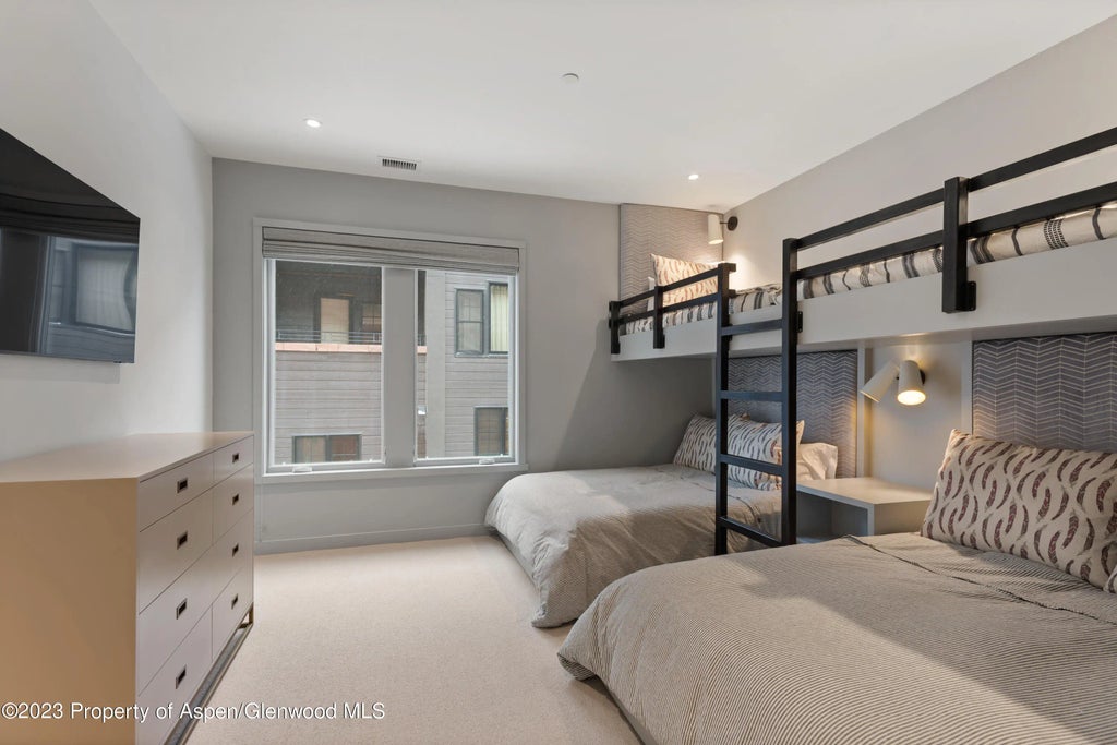 20 of 33 - 405 S Monarch Street 209, Aspen, CO