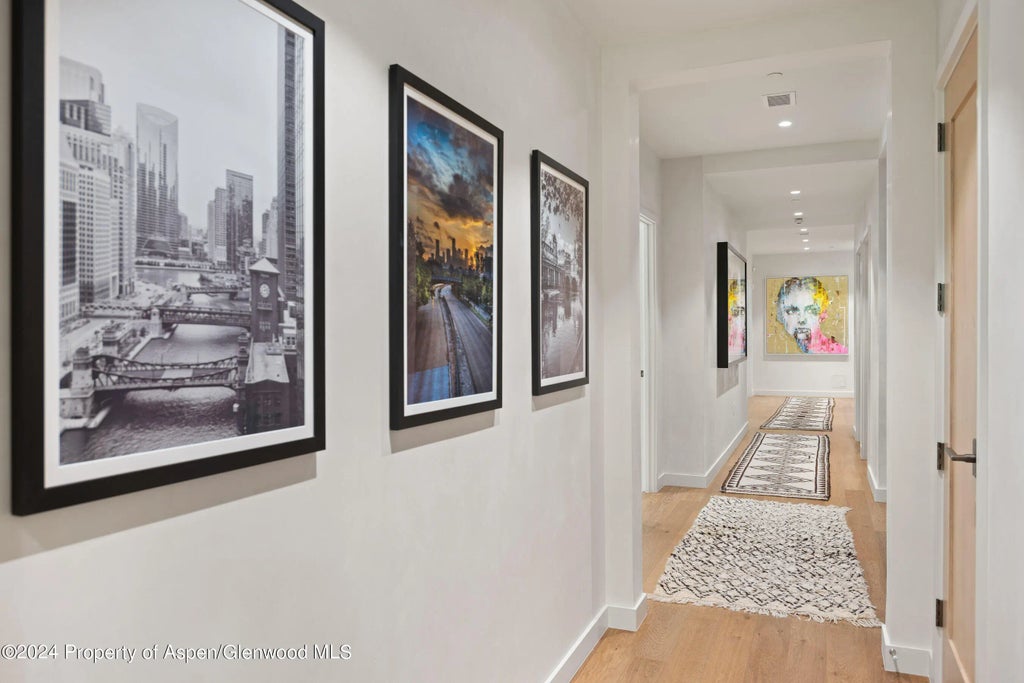 26 of 33 - 405 S Monarch Street 209, Aspen, CO