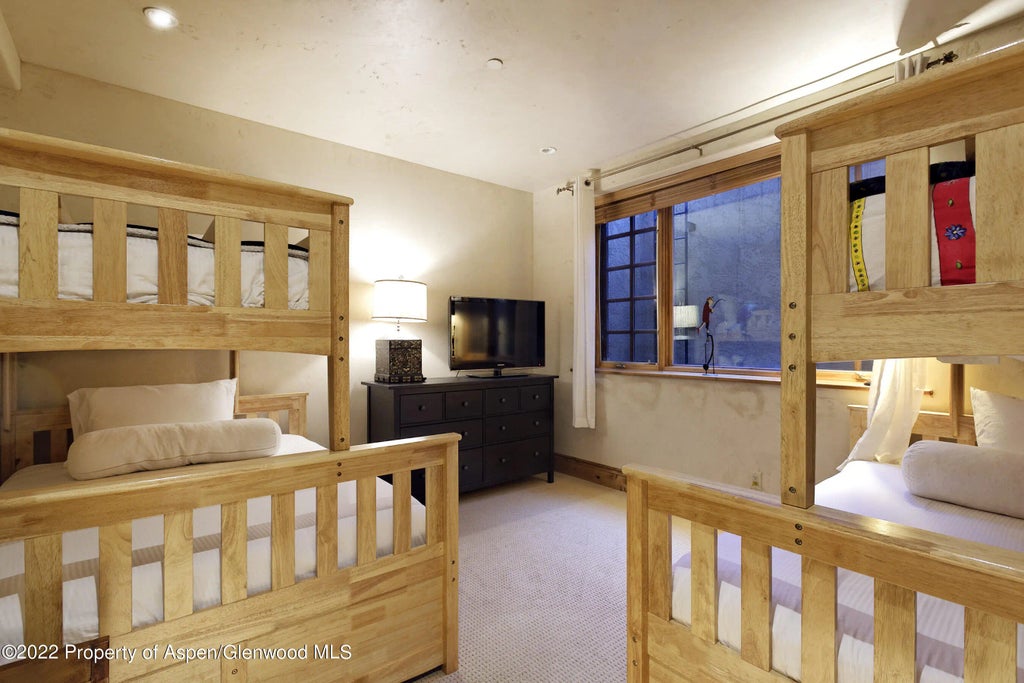 36 of 62 - 171 Cascade Lane, Aspen, CO